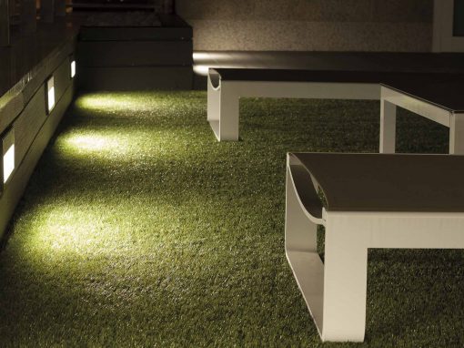 Iluminación de porche y jardín en ático